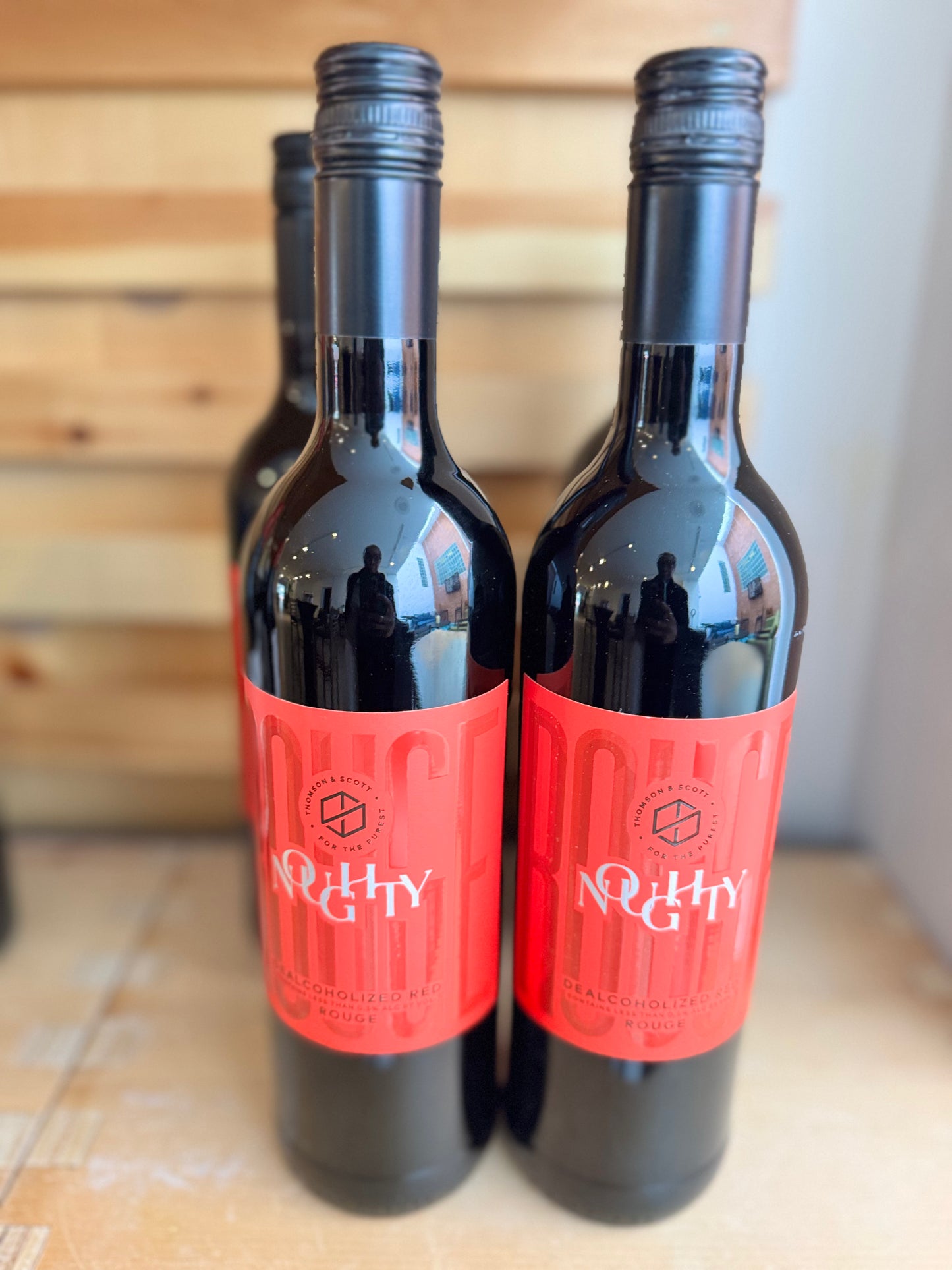 Noughty by Thomas & Scott - ZERO Cocktail Bar, Tasting Room & Bottle Shop - Syrah Red