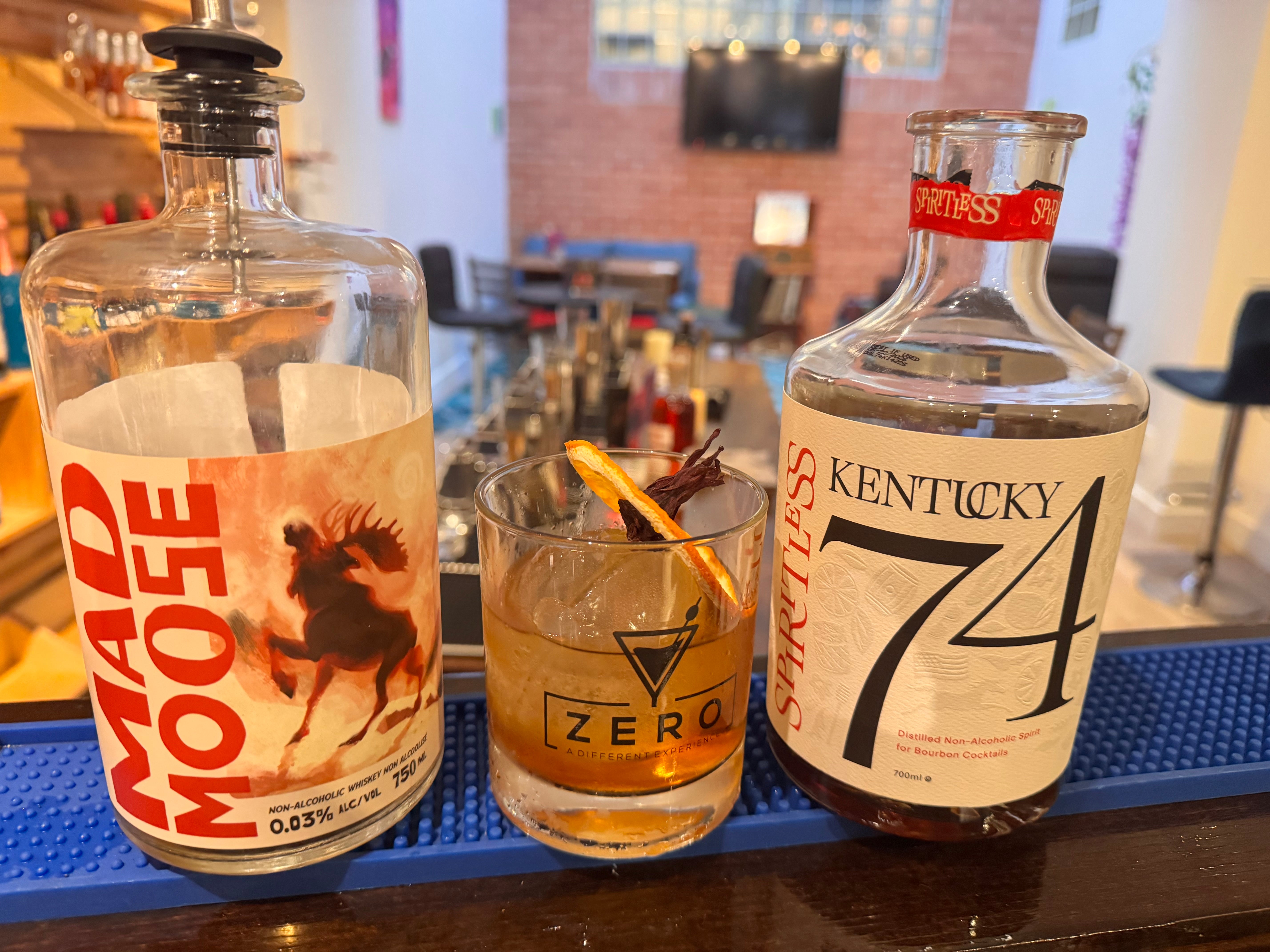 Kentucky 74 - Bourbon – ZERO Cocktail Bar