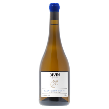 Wine bottle labeled 'Divin' on a white background